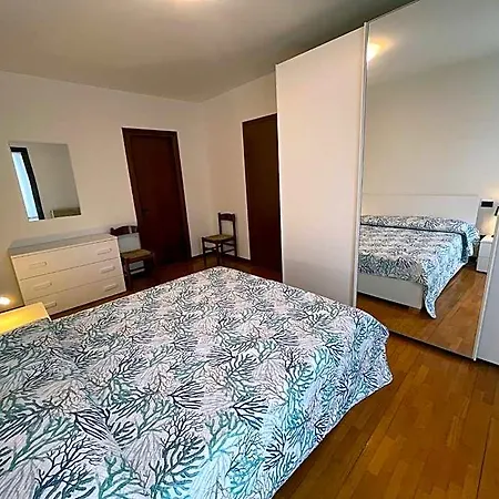 Trilocale Vista Mare Con 2 Bagni Nel Centro Storico - Agenzia Cocal Appartement Caorle